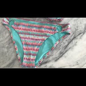 For @KEELYDH NEW SHADE & SHORE BIKINI 💜💚 bottom